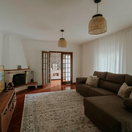 53 - The Daisy Moon House