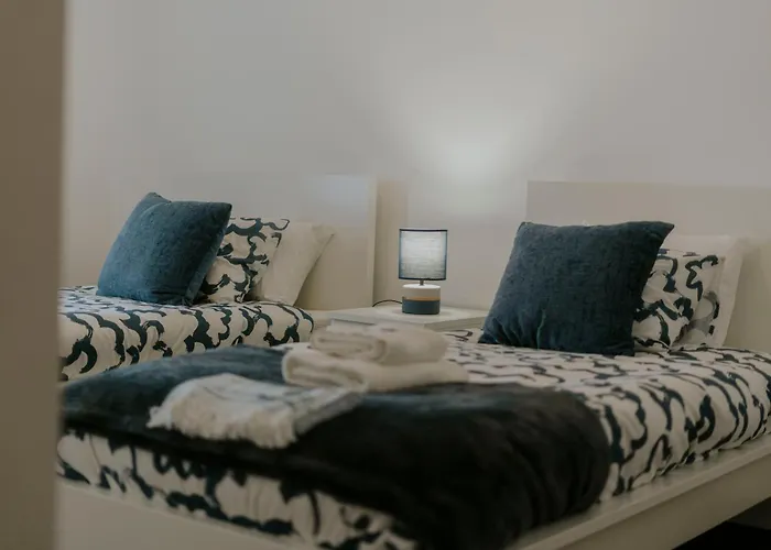 53 - The Daisy Moon House *