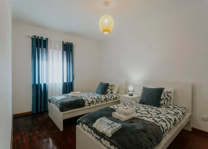 53 - The Daisy Moon House *